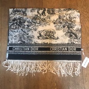 UA Dior thick scarf rabbit hair 24” x 70”